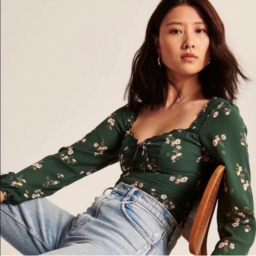 Long Sleeve Sweetheart Top - Picture 6 of 14